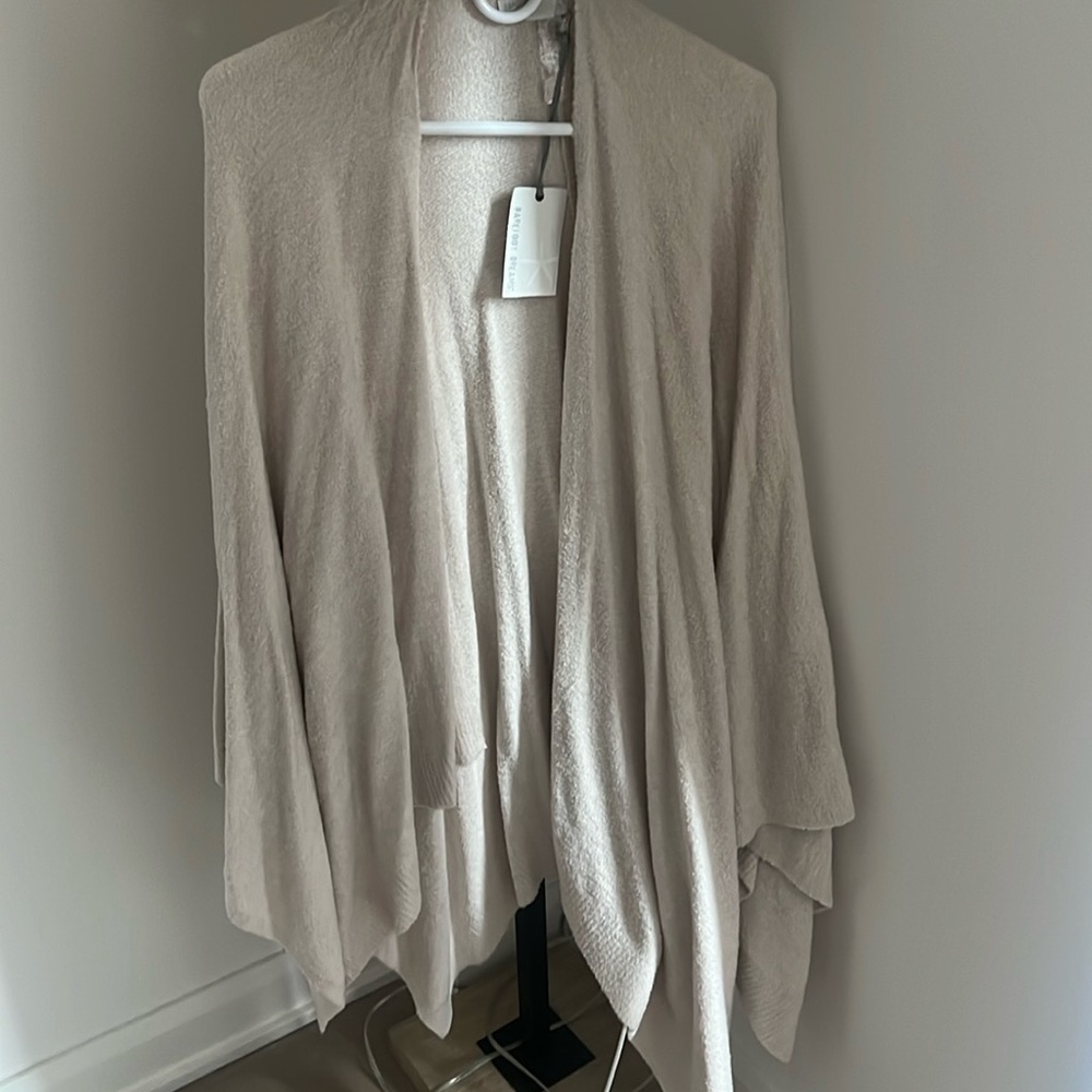 Barefoot Dreams Weekend Wrap (Unworn with Tag)